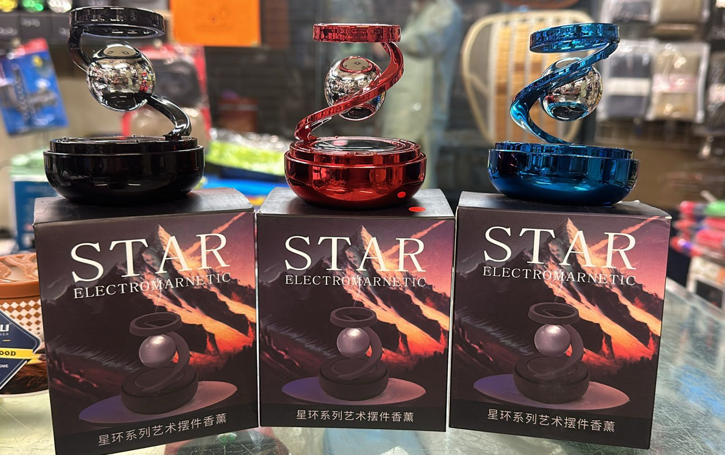 Star Solar Powered Levitating Ball Air Freshener (Random Color)